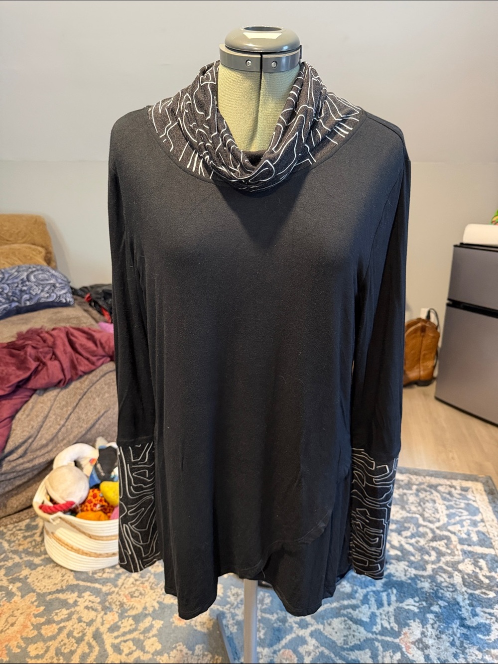 Truth + Style Black Tunic with Patterned Cowl and Cuffs